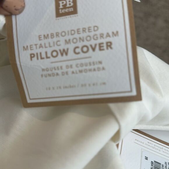 Pottery Barn Teens NWT E Monogrammed Pillow Covers 12”x16” - Picture 5 of 7